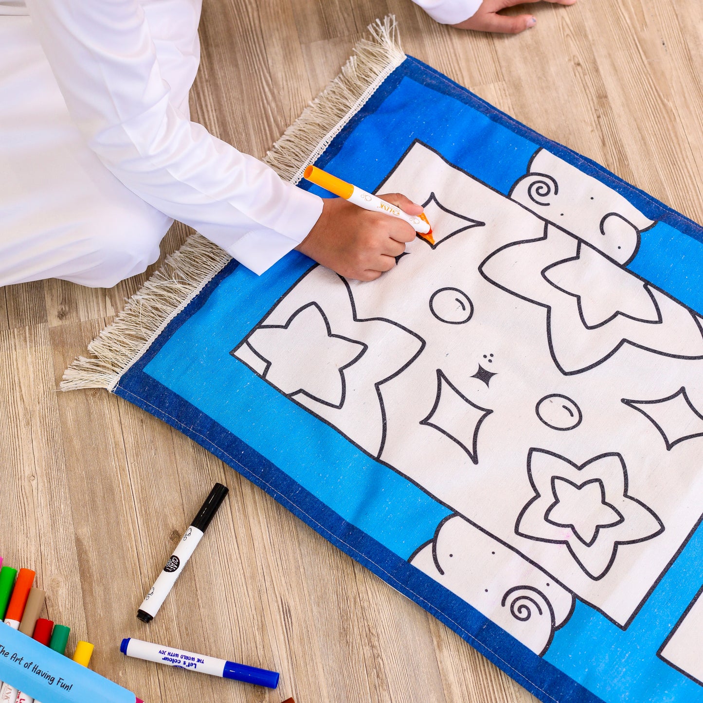 Blue stars colouring prayer mat
