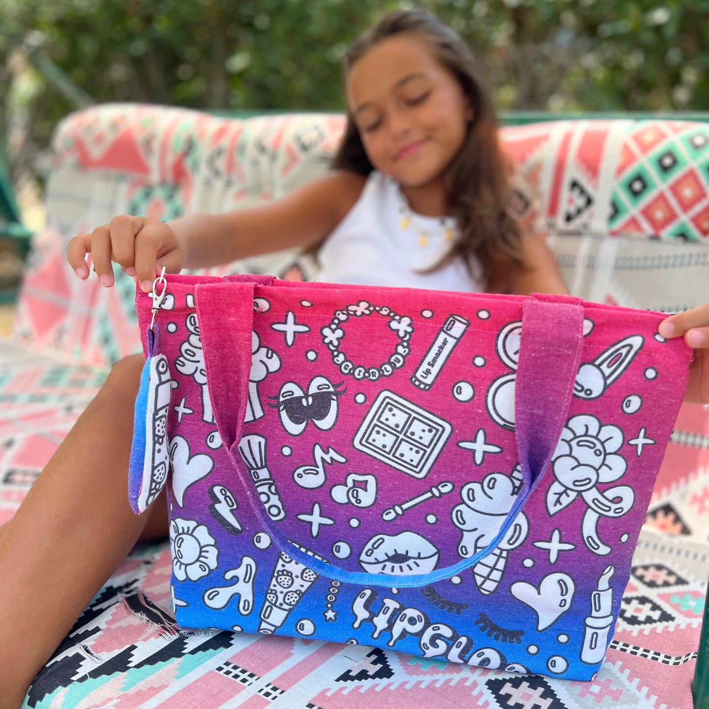 Lip Gloss Colouring Bag