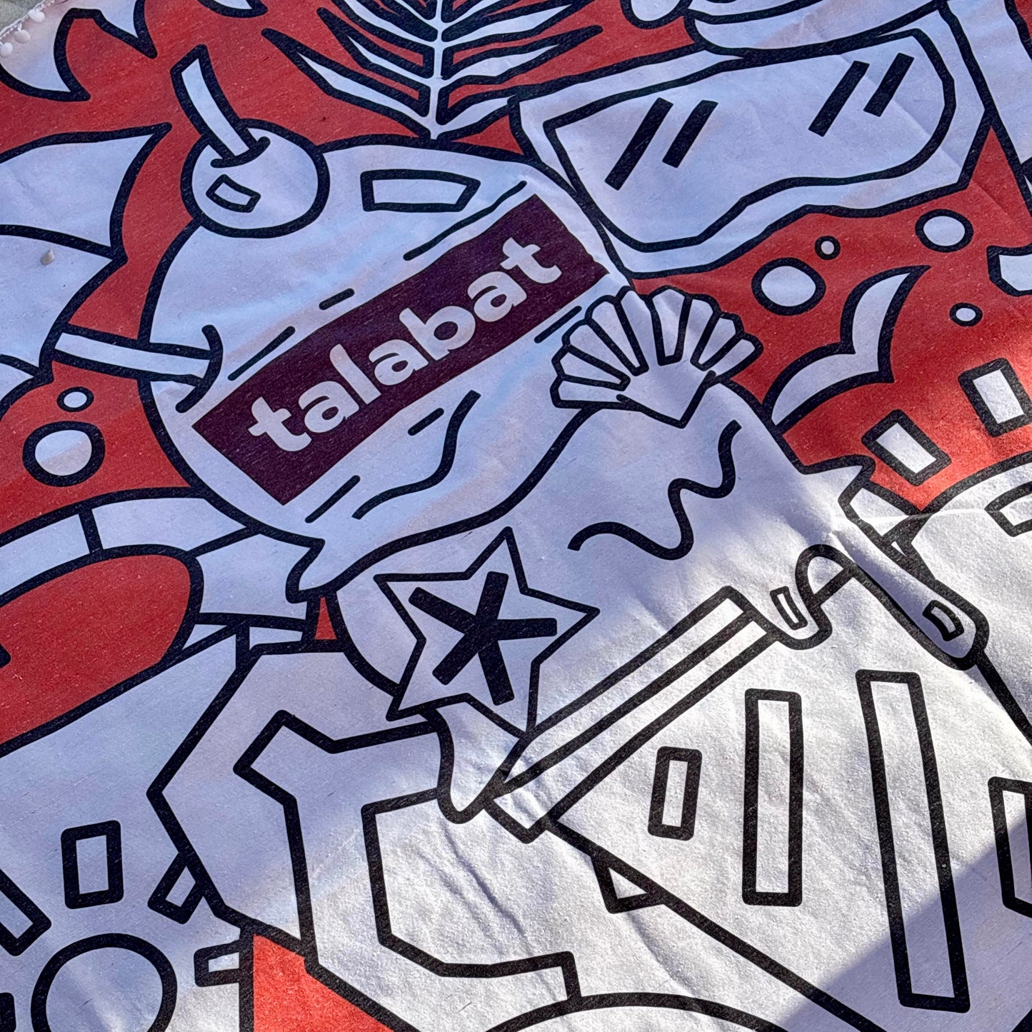 Craft Pop X Talabat colouring beach mat